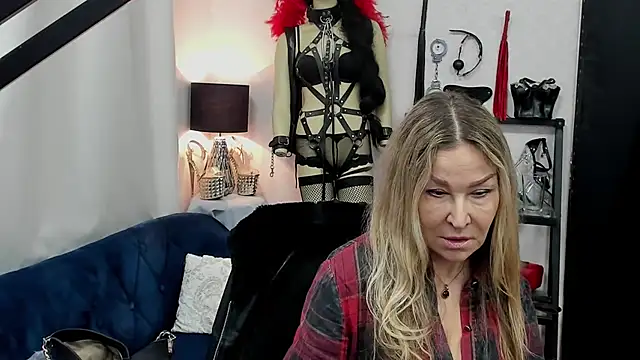 crystaLUX online show from 03/10/25, 06:49