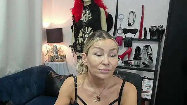 crystaLUX online show from 06/03/26, 04:15