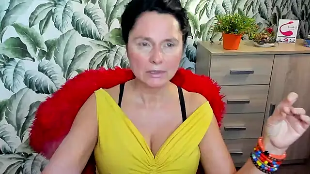 Ellennaughty online show from 12/21/24, 07:13