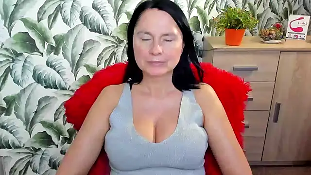 Ellennaughty online show from 01/14/25, 12:43