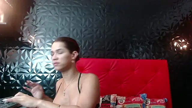 PINK  LOLA1 online show from 03/11/25, 12:00