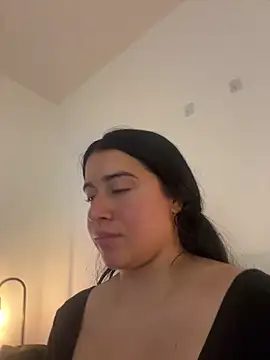 KallyMyller1 online show from 04/17/26, 07:39