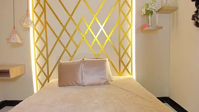 maryevans  online show from 01/07/26, 12:40