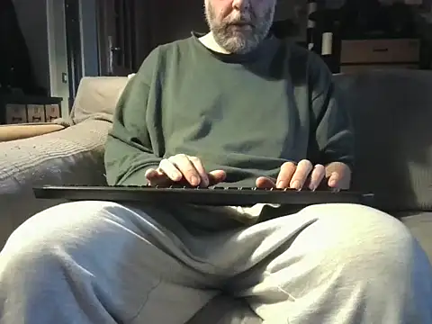 naked bear online show from 02/03/26, 10:31