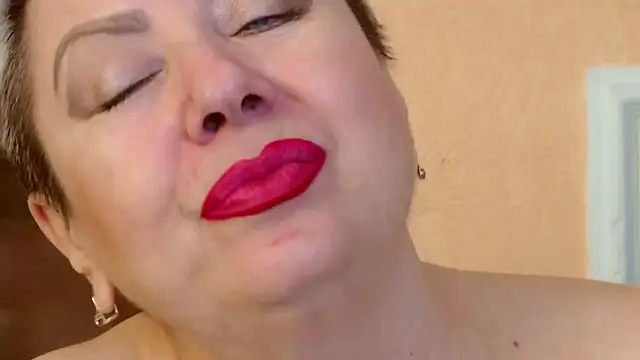 LadyPosh online show from 11/19/25, 09:37