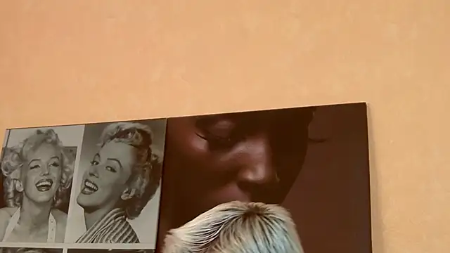 LadyPosh online show from 02/18/26, 09:11