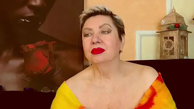 LadyPosh online show from 03/19/26, 08:57