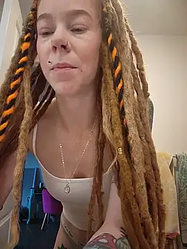 LucidLucy online show from 11/04/25, 12:59