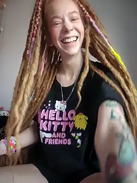 LucidLucy online show from 12/05/25, 01:52