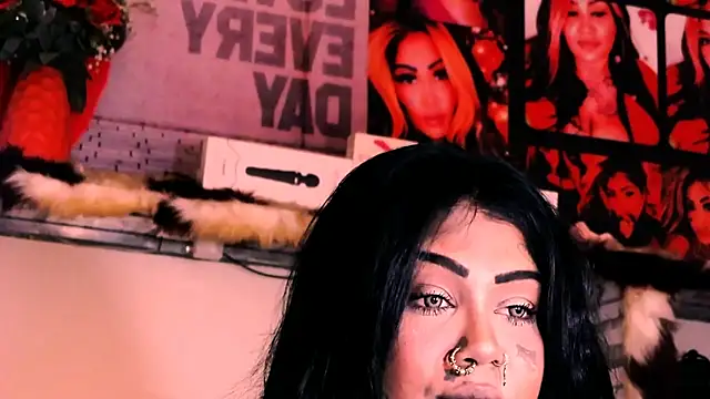 indian dreamgirl online show from 11/22/25, 08:08