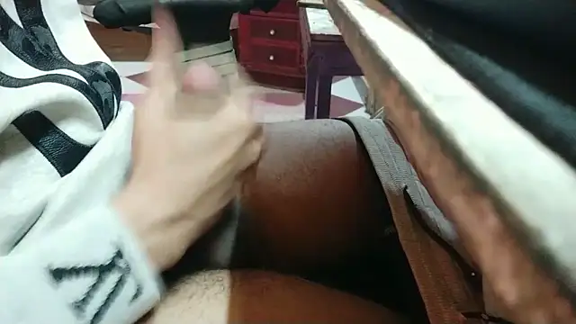 growing20yo online show from 02/02/25, 10:49