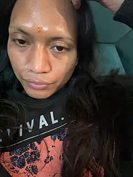 DarlingJenny22 online show from 02/18/26, 05:42