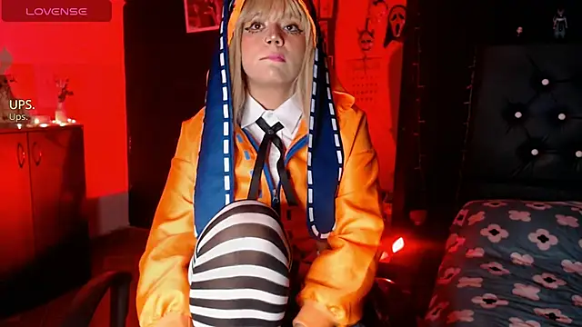 aprildoll online show from 03/07/25, 04:13