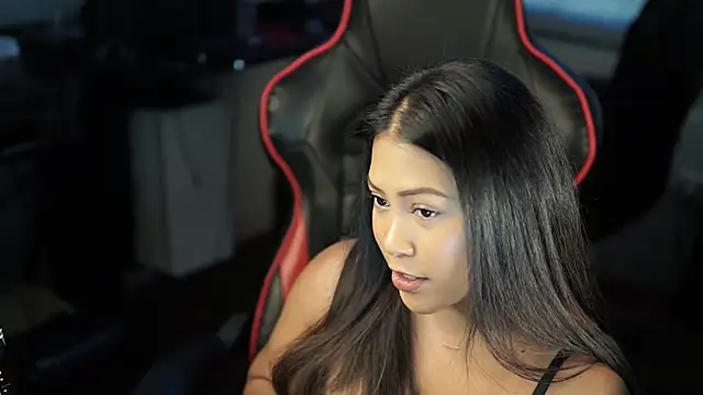 Snapshot of Bubbleliyah chatting on 12/01/24, 07:36 Bubbleliyah online show from 12/01/24, 07:36