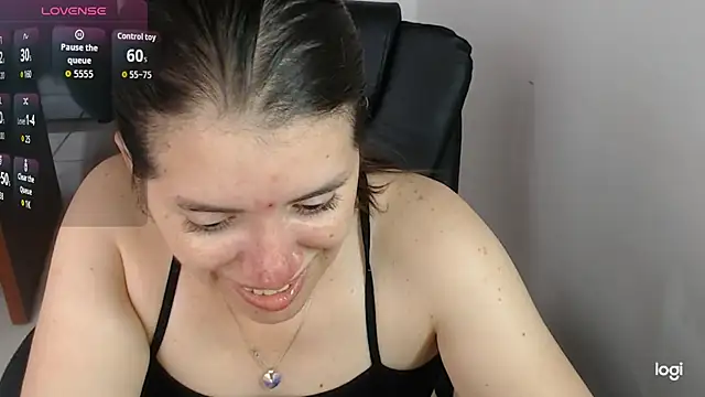 spicey latina online show from 05/12/26, 04:48