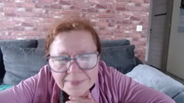 Adelewildx online show from 10/17/25, 10:51