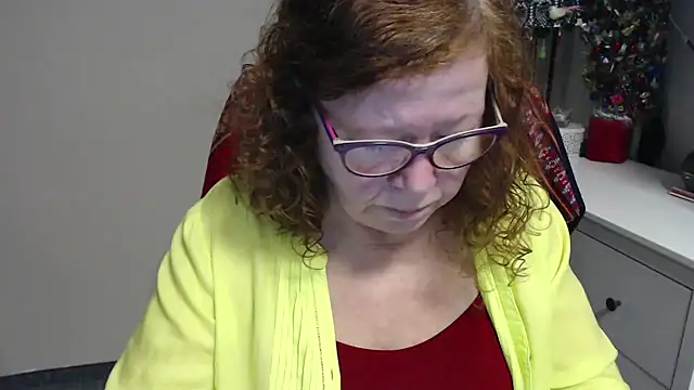 Adelewildx online show from 12/18/25, 03:56