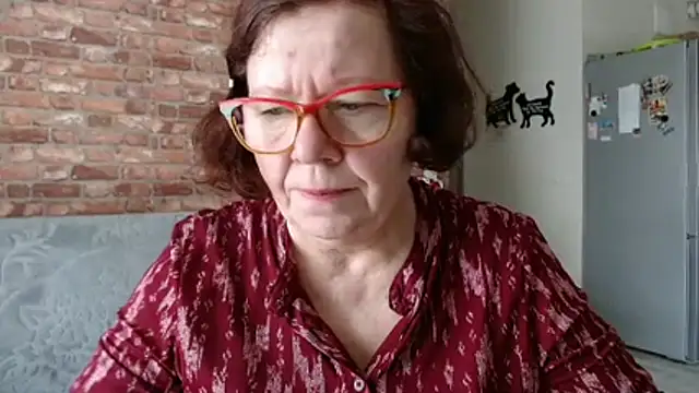 Adelewildx online show from 04/04/26, 08:56