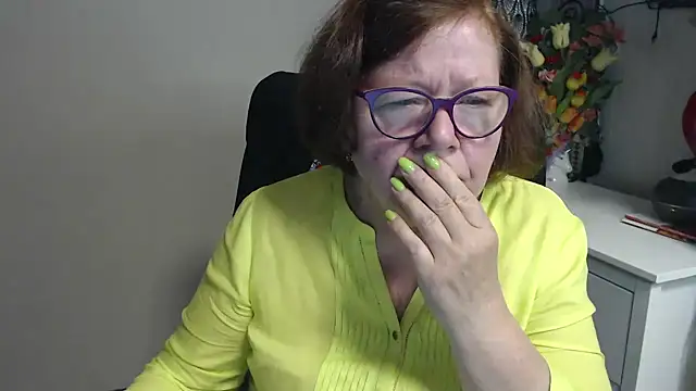 Snapshot of Adelewildx chatting on 05/14/26, 03:57 Adelewildx online show from 05/14/26, 03:57
