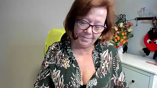 Snapshot of Adelewildx chatting on 06/09/26, 02:34 Adelewildx online show from 06/09/26, 02:34