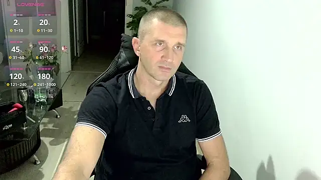 Snapshot of Maribor chatting on 09/16/25, 09:05 Maribor online show from 09/16/25, 09:05