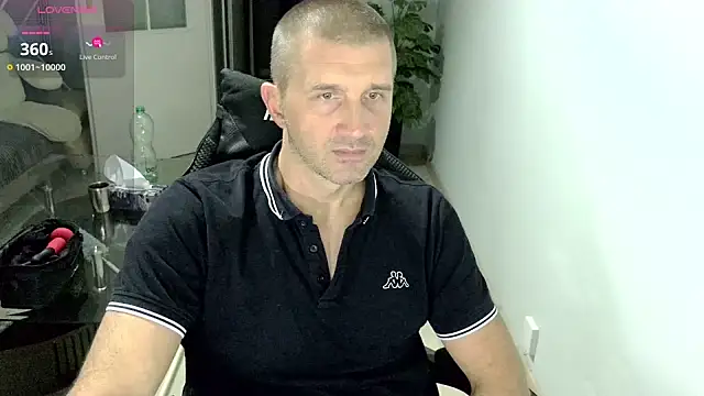 Snapshot of Maribor chatting on 09/18/25, 09:06 Maribor online show from 09/18/25, 09:06