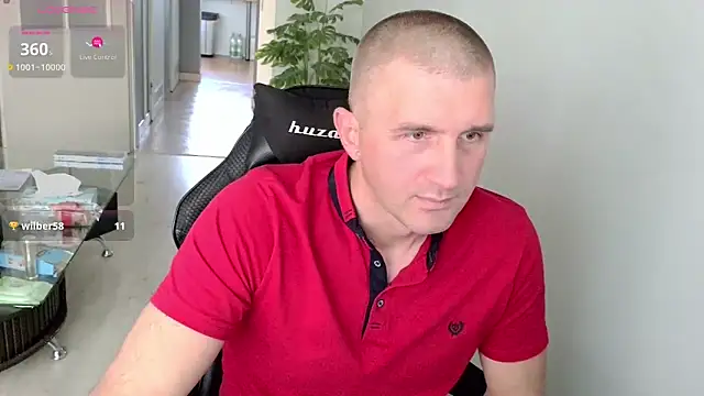 Snapshot of Maribor chatting on 10/13/25, 03:12 Maribor online show from 10/13/25, 03:12