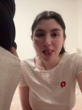 couplepenetration online show from 02/04/26, 09:48