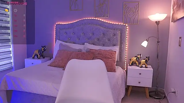 KylaMorrison online show from 01/07/26, 04:20