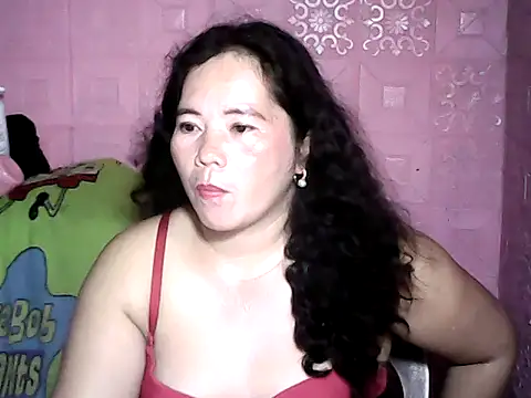 hotpusie 4u online show from 11/12/25, 05:24