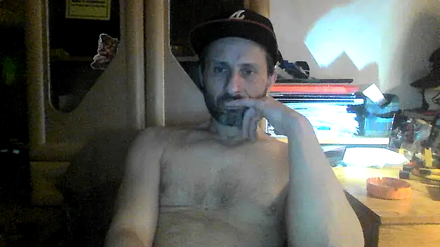 FireFox Feel online show from 03/08/25, 06:37