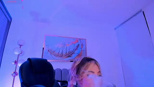 ZoePresleyX online show from 07/27/26, 11:56