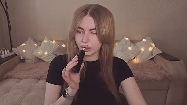 ViolettaLopez online show from 04/07/26, 02:06