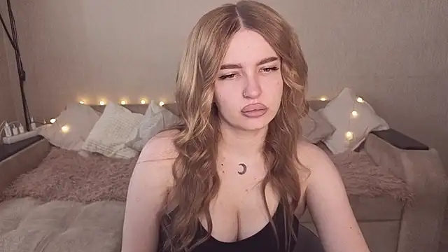 Snapshot of ViolettaLopez chatting on 07/10/26, 01:14 ViolettaLopez online show from 07/10/26, 01:14