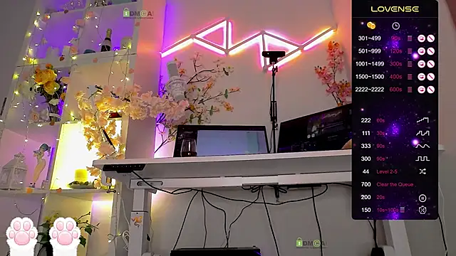 Elena-Marilyn online show from 03/29/26, 07:14