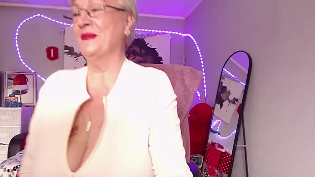 LaylaMilf online show from 12/20/25, 09:16