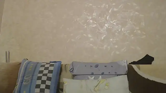 Amy August online show from 02/16/25, 04:21