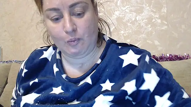 Amy August online show from 12/15/25, 03:00