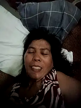 TropicalFlower online show from 10/28/25, 02:42