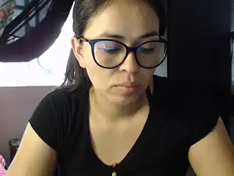 mayhott2 online show from 02/05/25, 06:37