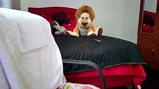 mayhott2 online show from 09/11/25, 05:24