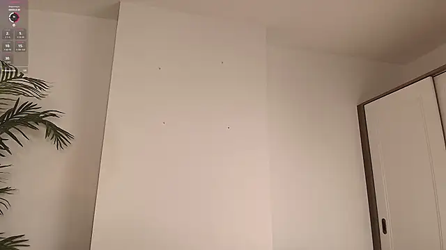 Alice N Wooderland online show from 02/16/25, 02:53