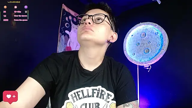 girl intense444 online show from 02/13/26, 12:34