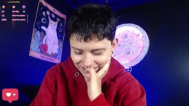 girl intense444 online show from 02/24/26, 01:09