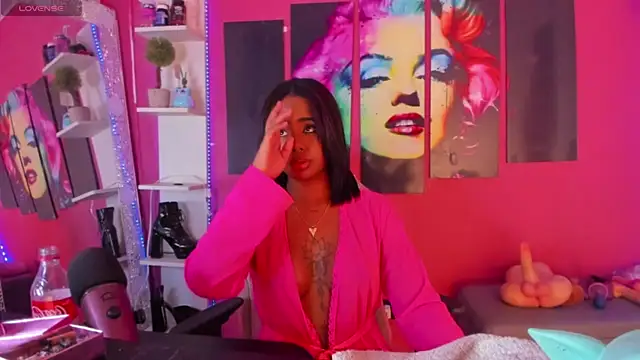 Snapshot of valensure chatting on 03/05/25, 02:46 valensure online show from 03/05/25, 02:46