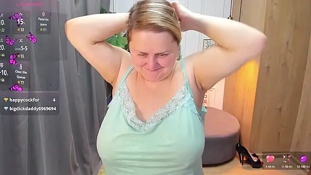 Snapshot of ScarlettSoft chatting on 12/26/24, 08:50 ScarlettSoft online show from 12/26/24, 08:50