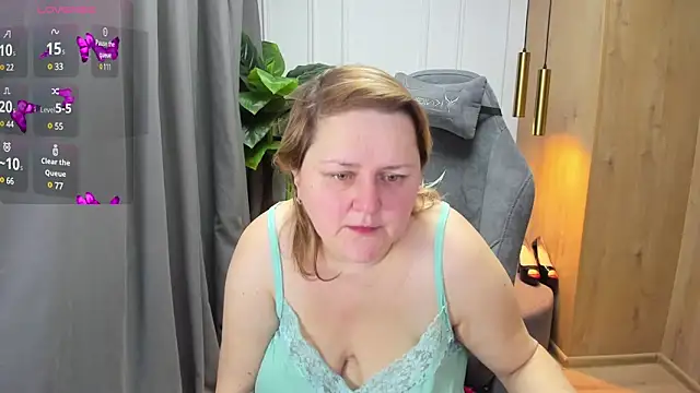 Snapshot of ScarlettSoft chatting on 01/28/25, 05:43 ScarlettSoft online show from 01/28/25, 05:43