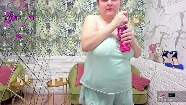 Snapshot of ScarlettSoft chatting on 03/01/25, 08:34 ScarlettSoft online show from 03/01/25, 08:34