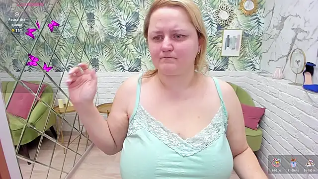 Snapshot of ScarlettSoft chatting on 03/15/25, 05:41 ScarlettSoft online show from 03/15/25, 05:41