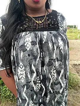 Dhiyapink online show from 12/17/24, 11:28